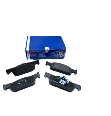 Гальмівні передні колодки Bosch Renault Logan Dacia Sandero комплект 4 шт після 2012 року (0986494661)